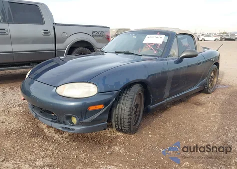 2000 Mazda Mx-5 Miata Ls/Special Edition z USA, uszkodzony, nr VIN JM1NB3531Y0150733
